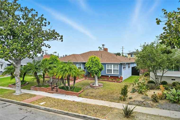 Photo of 2709 W 109th St Inglewood, CA 90303
