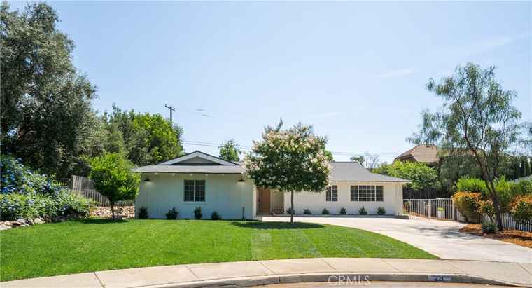 Photo of 221 Wiley Ct Claremont, CA 91711