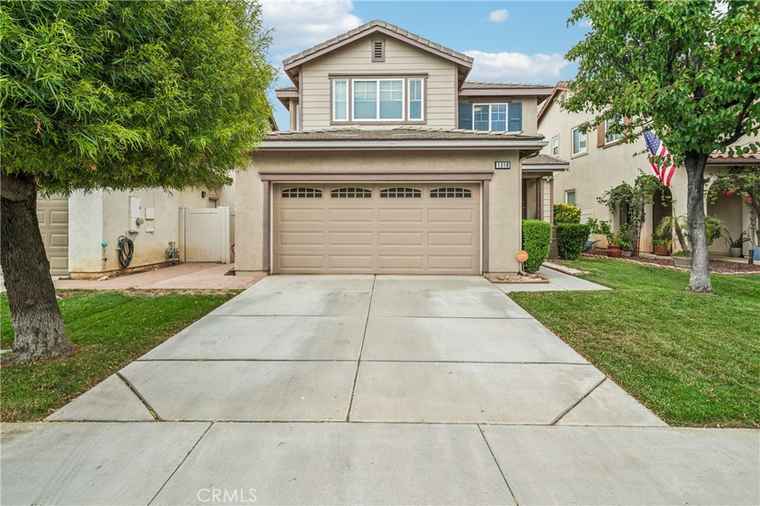Photo of 1318 Burdock St Beaumont, CA 92223