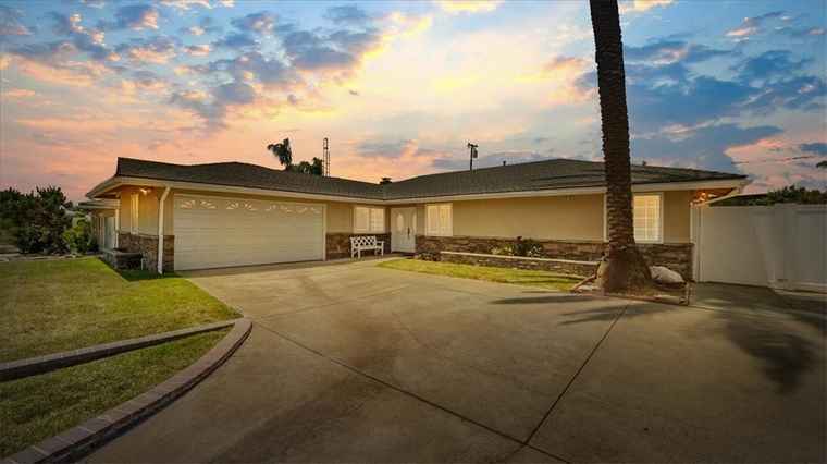 Photo of 817 N Oceanbluff Ave San Dimas, CA 91773