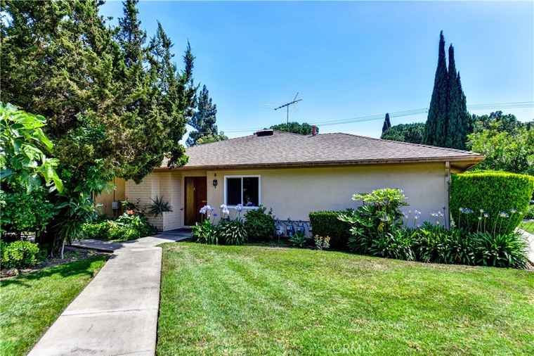 Photo of 1881 Mitchell Ave #8 Tustin, CA 92780