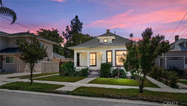 Photo of 238 Myrtle St Redlands, CA 92373