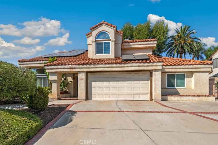 Photo of 3019 Prado Ln Colton, CA 92324
