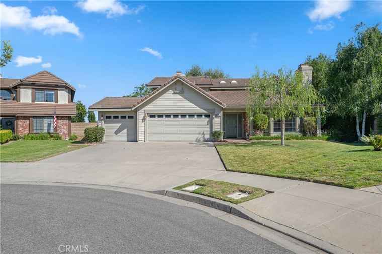 Photo of 2207 Inverness Ct Oxnard, CA 93036