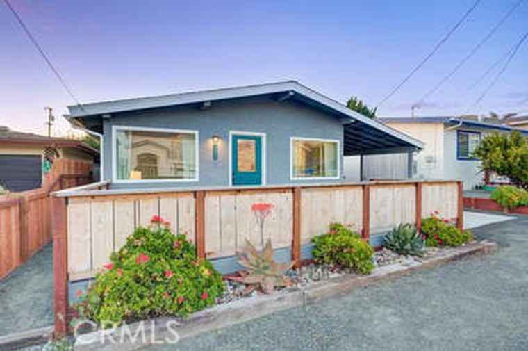 Photo of 381 Rennell St Morro Bay, CA 93442