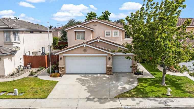 Photo of 725 Brandy Ct Santa Maria, CA 93454