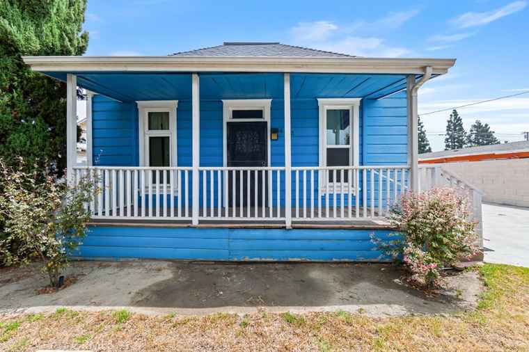 Photo of 16412 Bixler Ave Paramount, CA 90723