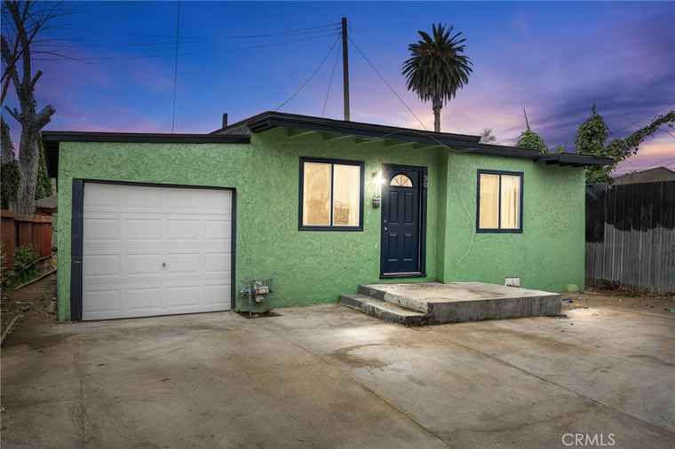Photo of 430 W Fig St Compton, CA 90222