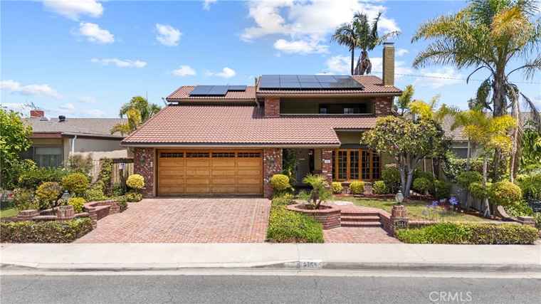 Photo of 5144 Meadow Wood Ave Lakewood, CA 90712