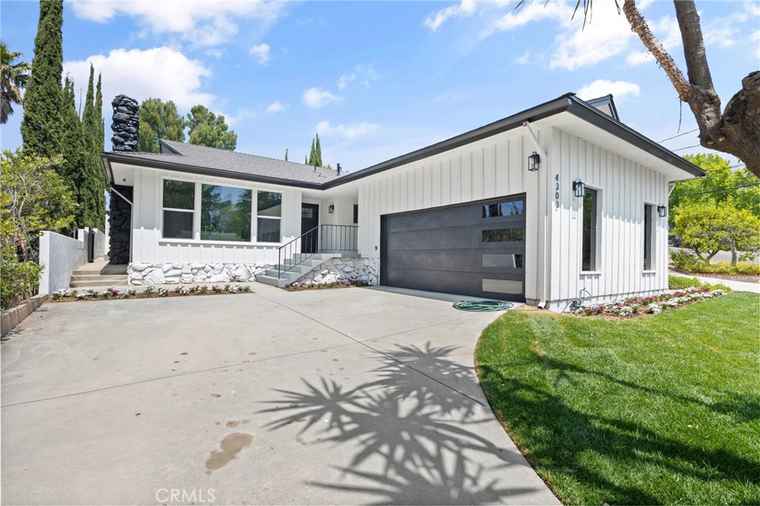 Photo of 4303 Lowell Ave Glendale, CA 91214