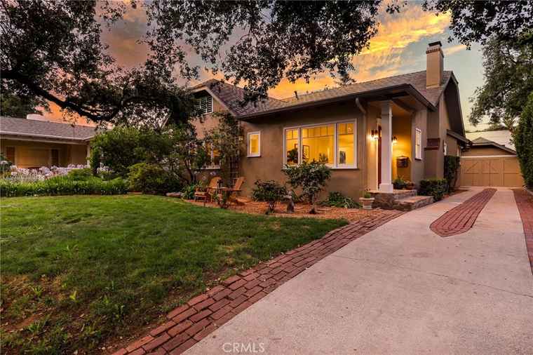 Photo of 802 S Arroyo Blvd Pasadena, CA 91105