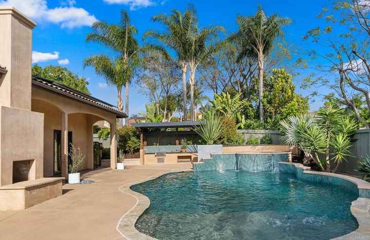 Photo of 2398 Prince Way Vista, CA 92084