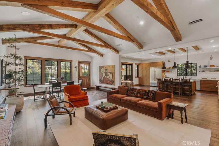 Photo of 224 Flower St Costa Mesa, CA 92627