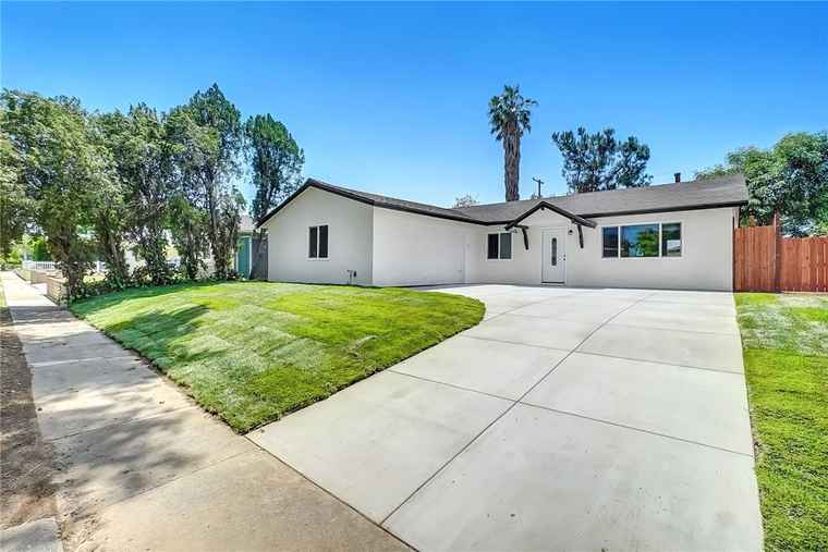 Photo of 1152 W Tudor St San Dimas, CA 91773