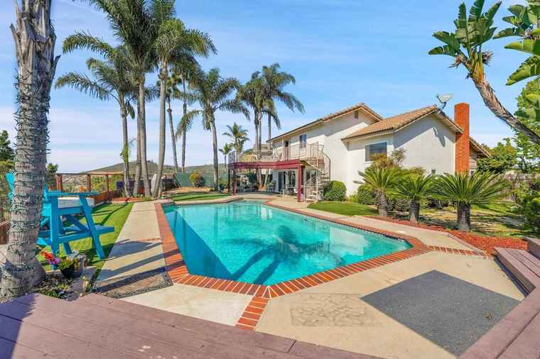 Photo of 2967 Shady Pine St Spring Valley, CA 91978