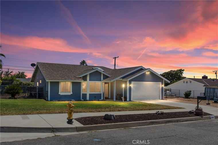 Photo of 33847 Washington Dr Yucaipa, CA 92399