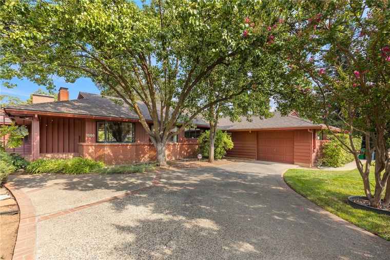 Photo of 1080 Filbert Ave Chico, CA 95926