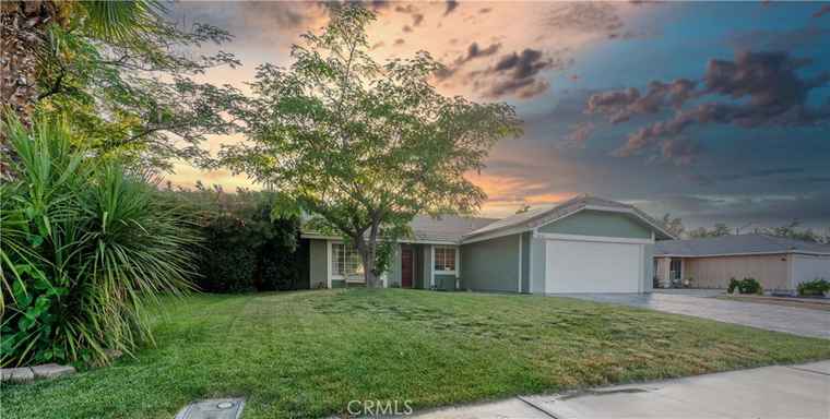 Photo of 44341 Lively Ave Lancaster, CA 93536
