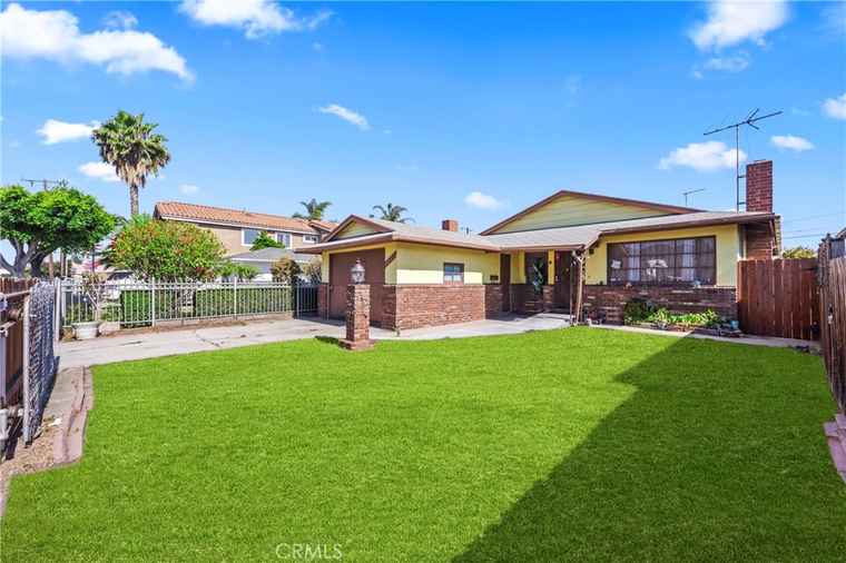 Photo of 3929 W 119th Pl Hawthorne, CA 90250