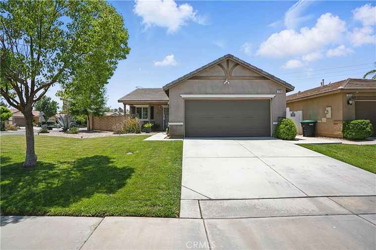 Photo of 3746 Hazel Dr Perris, CA 92571