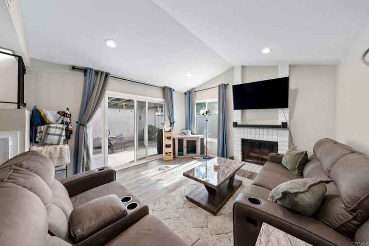 Photo of 9560 Frank Way Santee, CA 92071