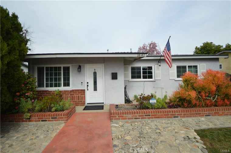 Photo of 1641 1st St La Verne, CA 91750