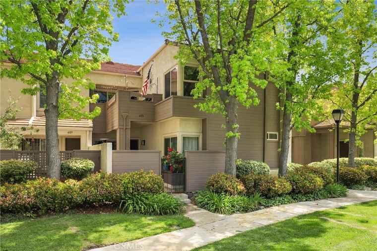 Photo of 655 Via Colinas Thousand Oaks, CA 91362