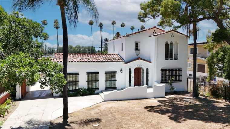 Photo of 425 W 17th St San Bernardino, CA 92405
