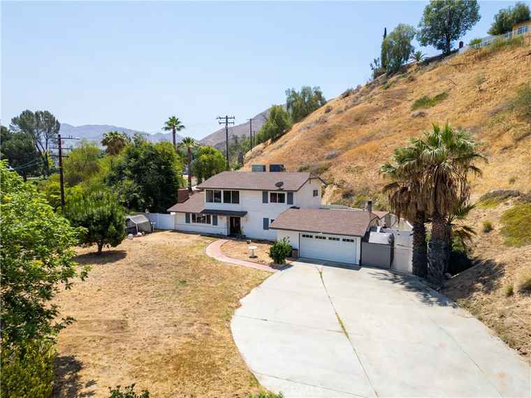 Photo of 1941 Myrtlewood Ave Colton, CA 92324