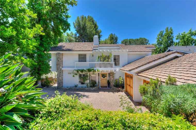 Photo of 31882 Via Oso Coto de Caza, CA 92679