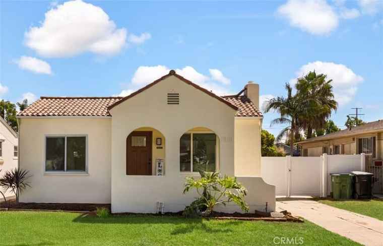 Photo of 1810 S Raymond Ave Alhambra, CA 91803
