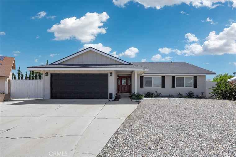 Photo of 1106 W Bellbrook St Covina, CA 91722