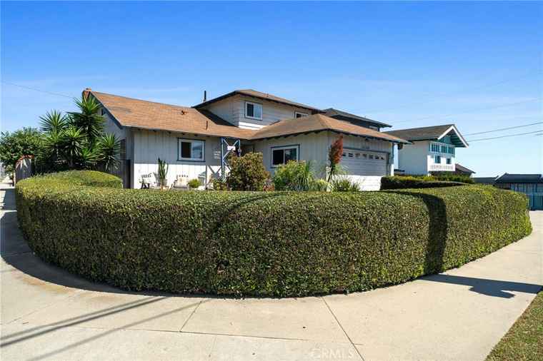 Photo of 21428 Martin St Carson, CA 90745