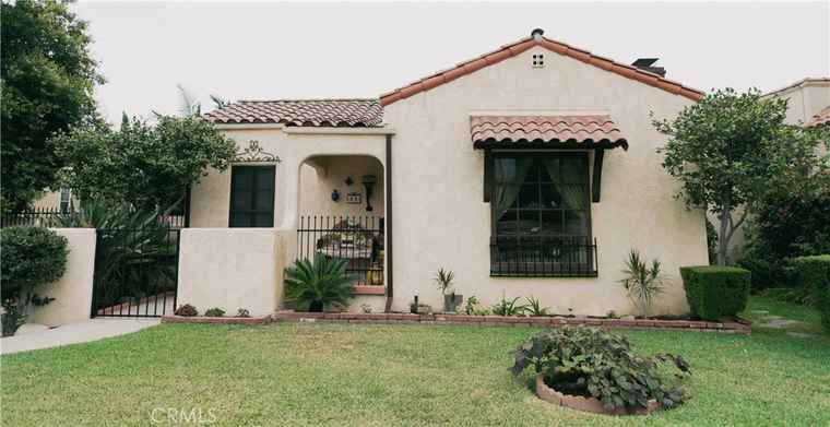 Photo of 424 W 11th St Azusa, CA 91702