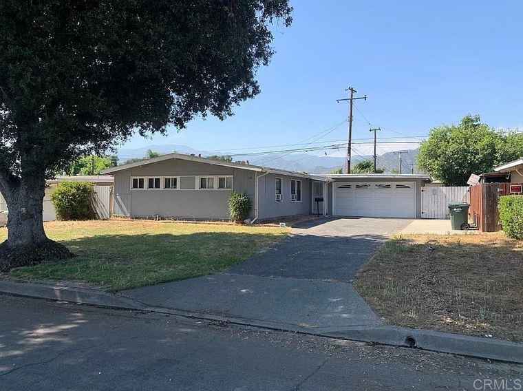 Photo of 739 E Haltern St Azusa, CA 91702