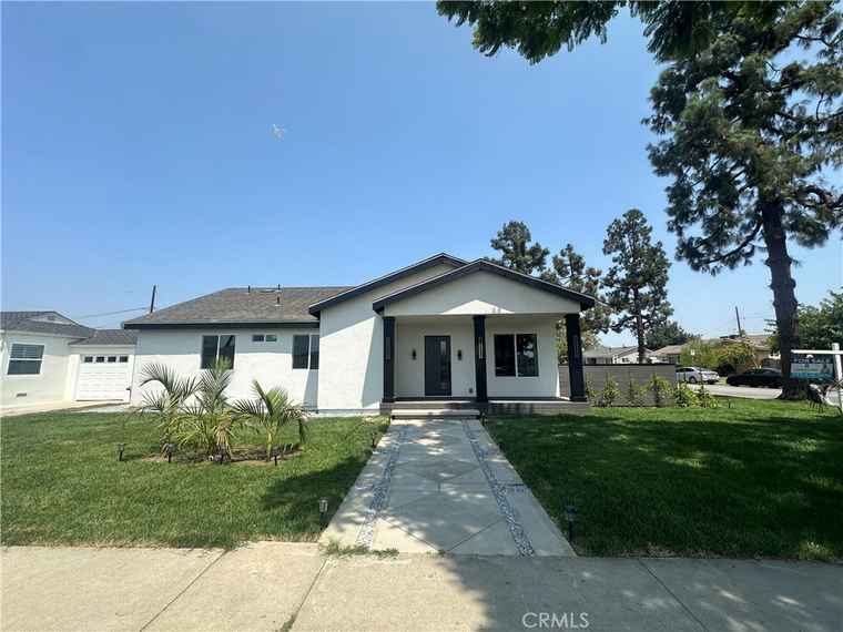 Photo of 9555 Reichling Ln Pico Rivera, CA 90660