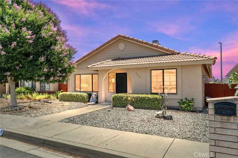 Photo of 3021 La Paz Ave Hemet, CA 92545
