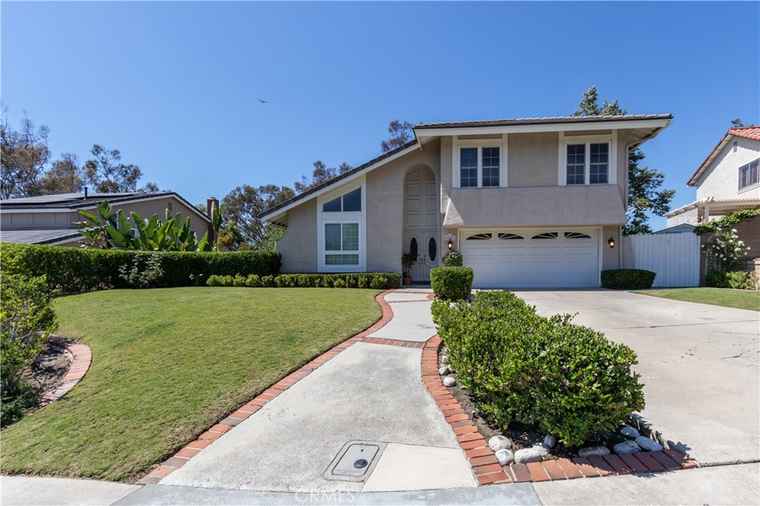 Photo of 27021 Moro Azul Mission Viejo, CA 92691