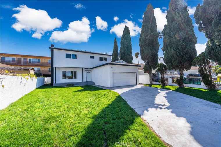 Photo of 3510 Slayton St Hawthorne, CA 90250