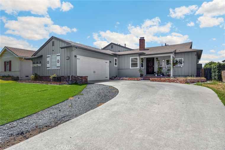 Photo of 15902 Santa Fe St Whittier, CA 90603