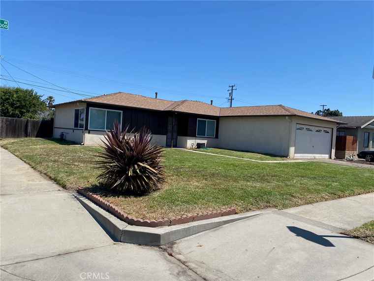 Photo of 1017 W Prune Ave Lompoc, CA 93436
