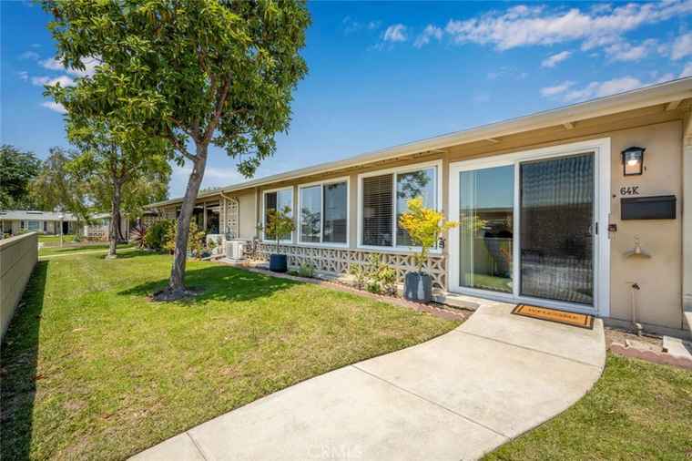Photo of 1601 Glenview Rd Unit 64K Seal Beach, CA 90740