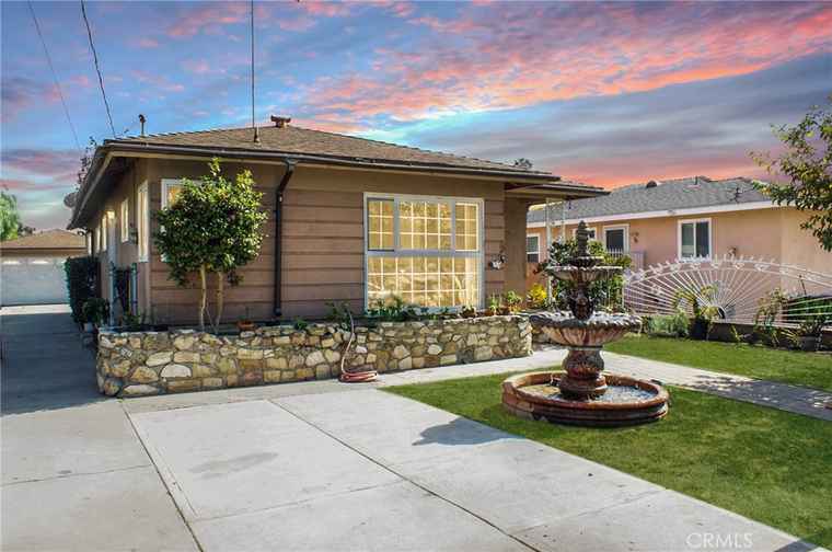Photo of 3724 W 105th St Inglewood, CA 90303