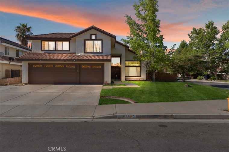 Photo of 3036 Fairgreen Ln Palmdale, CA 93551