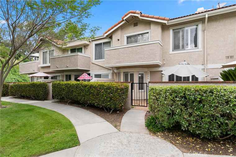 Photo of 2046 Choctaw Dr #22 West Covina, CA 91791