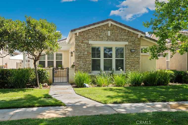 Photo of 1564 Four Seasons Cir Beaumont, CA 92223
