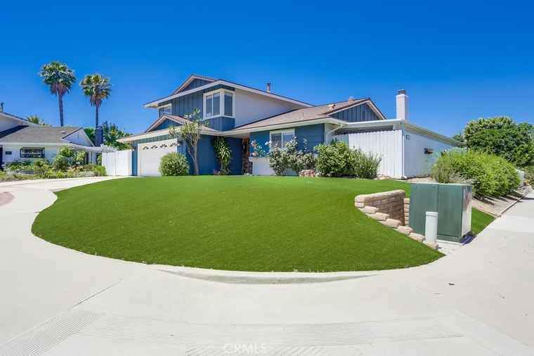 Photo of 25001 Mackenzie St Laguna Hills, CA 92653