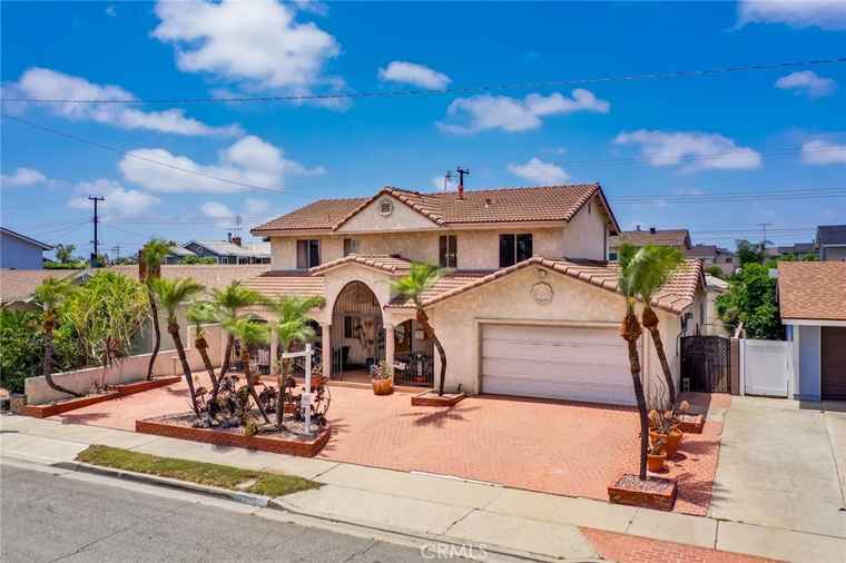 Photo of 10211 Tanforan Dr Cypress, CA 90630