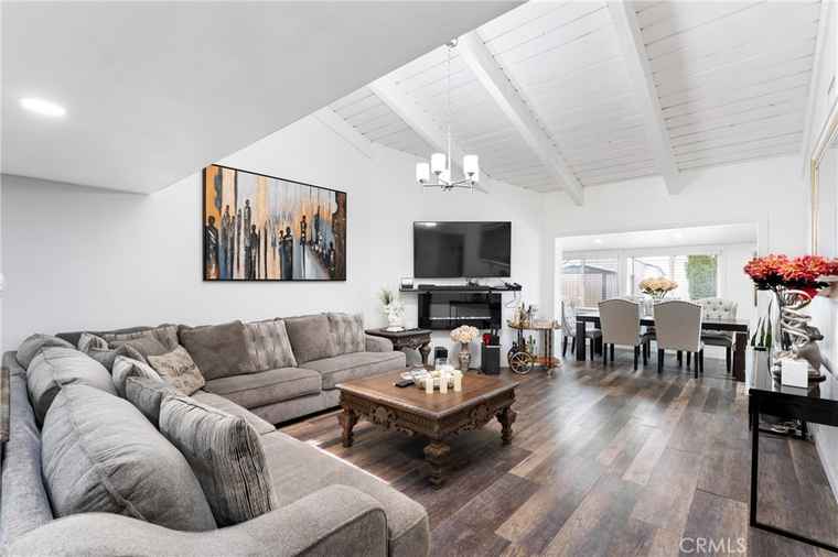 Photo of 2011 W Katella Ave #17 Anaheim, CA 92804