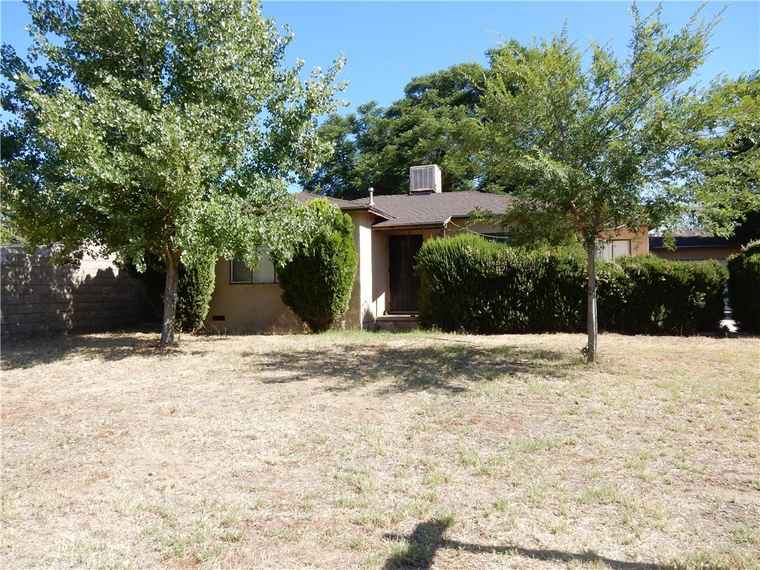 Photo of 18206 Seville Ave Fontana, CA 92335